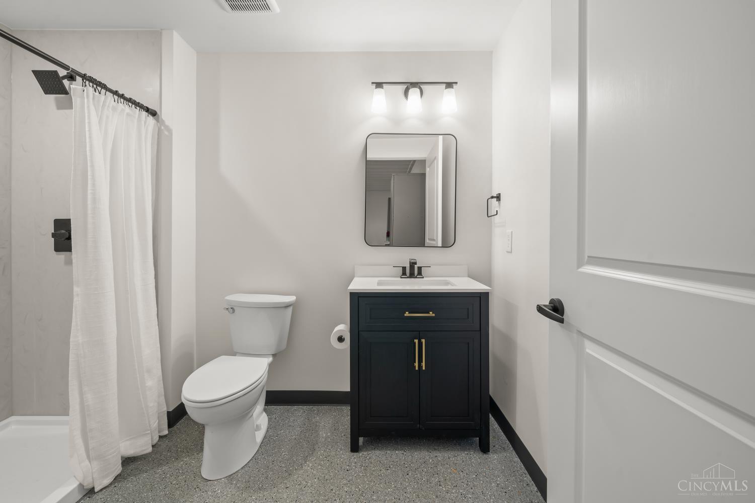 4477 Thirty Fourth Avenue #17, Cincinnati, OH, 45209 — photo 4