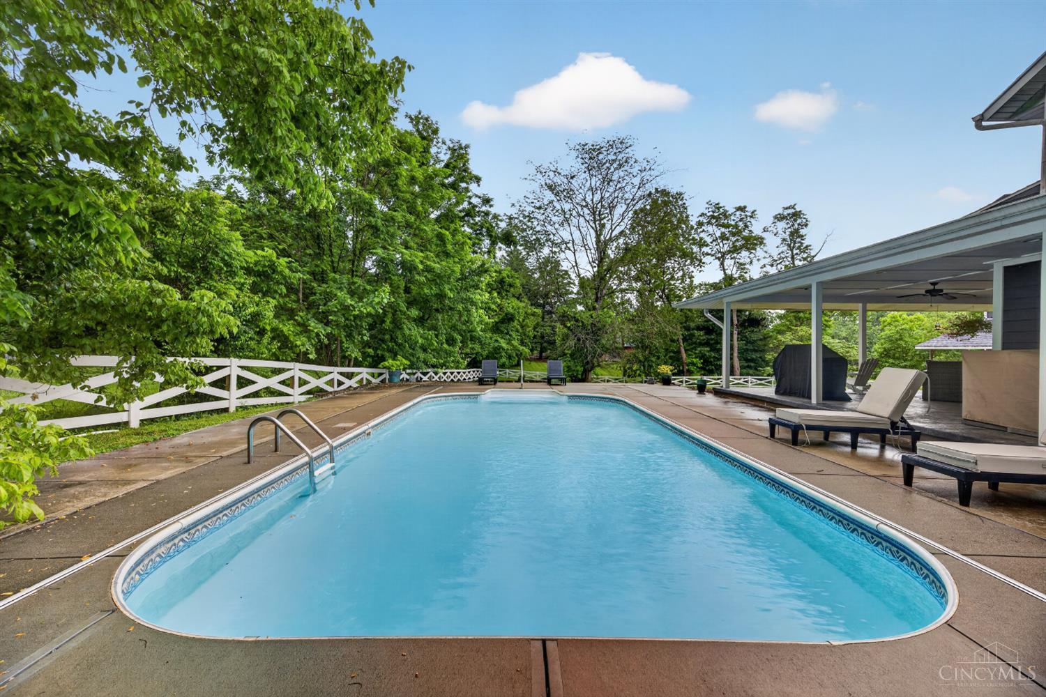 833 Carpenter Road, Miami Twp, OH, 45140