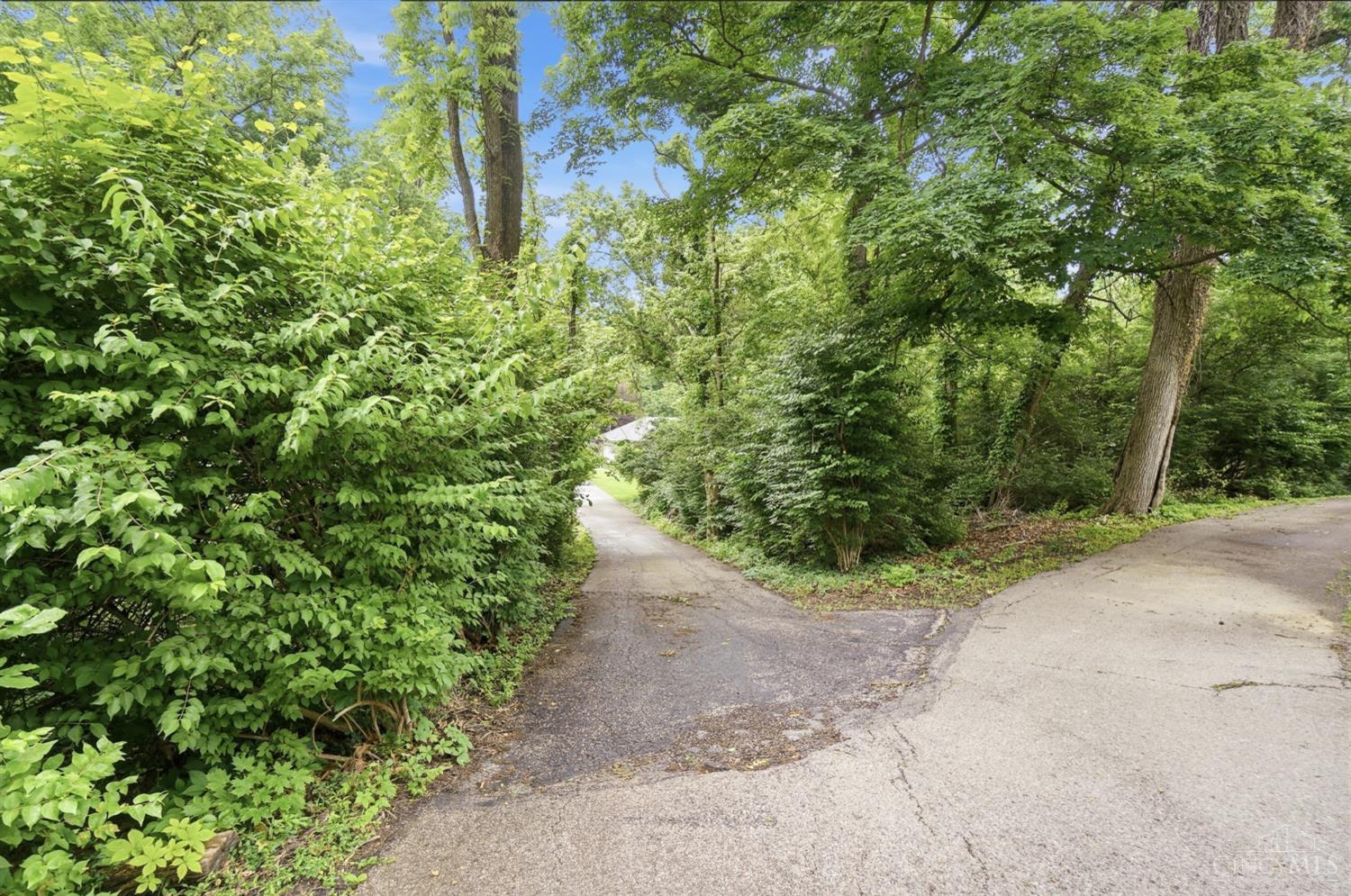 4 Beechurst Woods Lane, Green Twp, OH, 45233 — photo 64