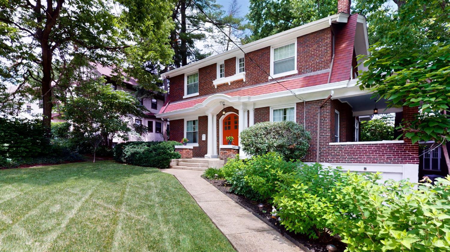 756 Clinton Springs Avenue, Cincinnati, OH, 45229 — photo 2