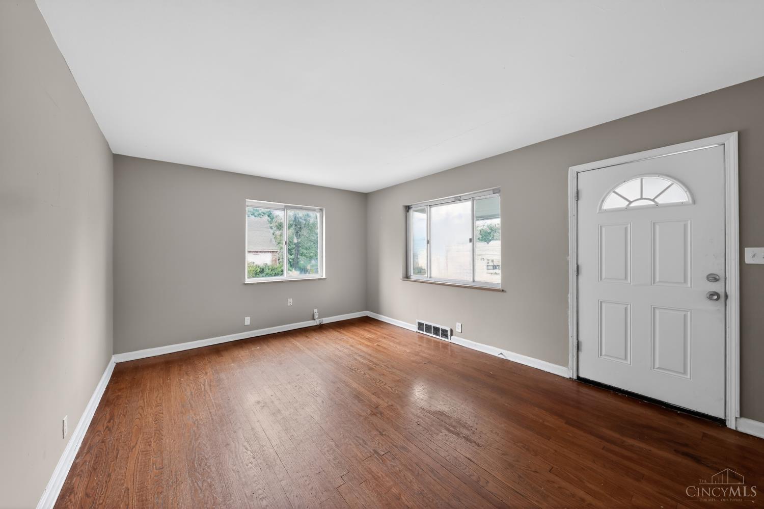 1600 Western Hills Lane, Green Twp, OH, 45238 — photo 4