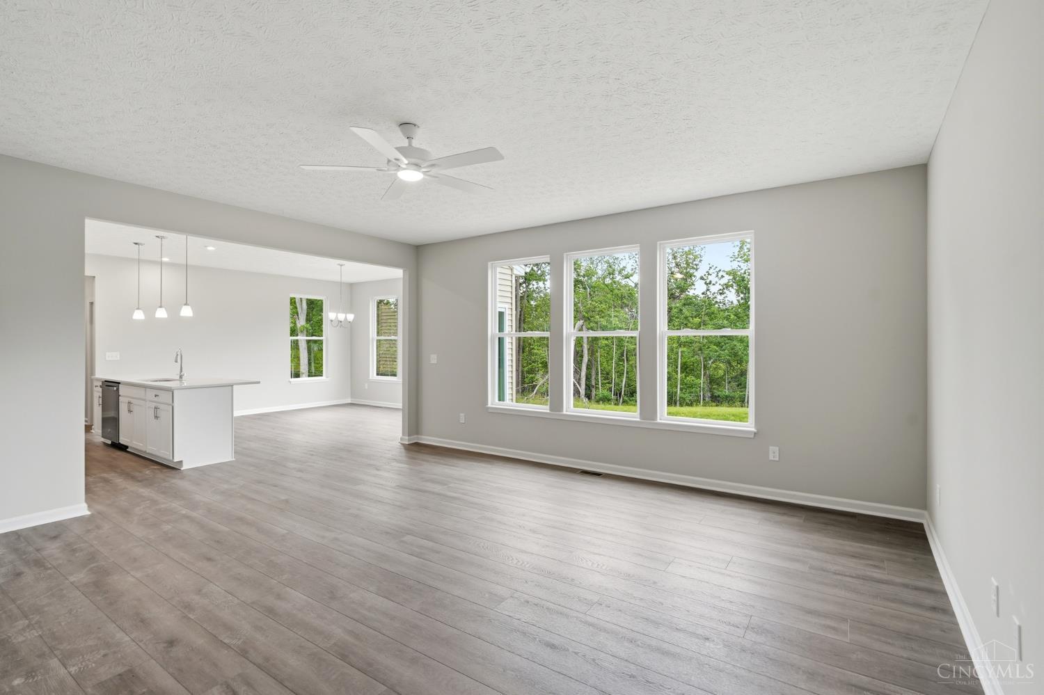 1204 Eagle Boulevard, Hamilton Twp, OH, 45039 — photo 6