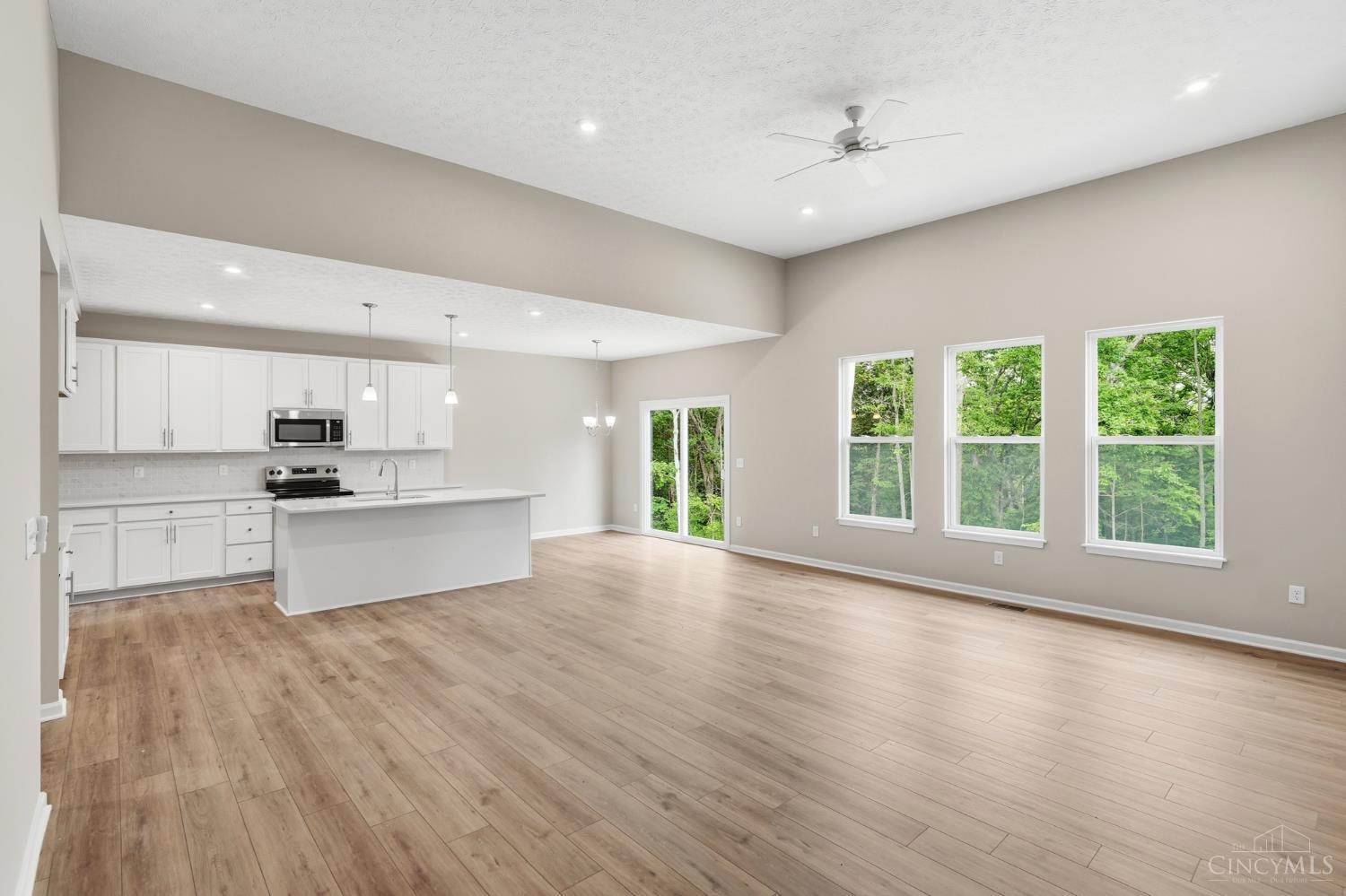 1180 Eagle Boulevard, Hamilton Twp, OH, 45039 — photo 5