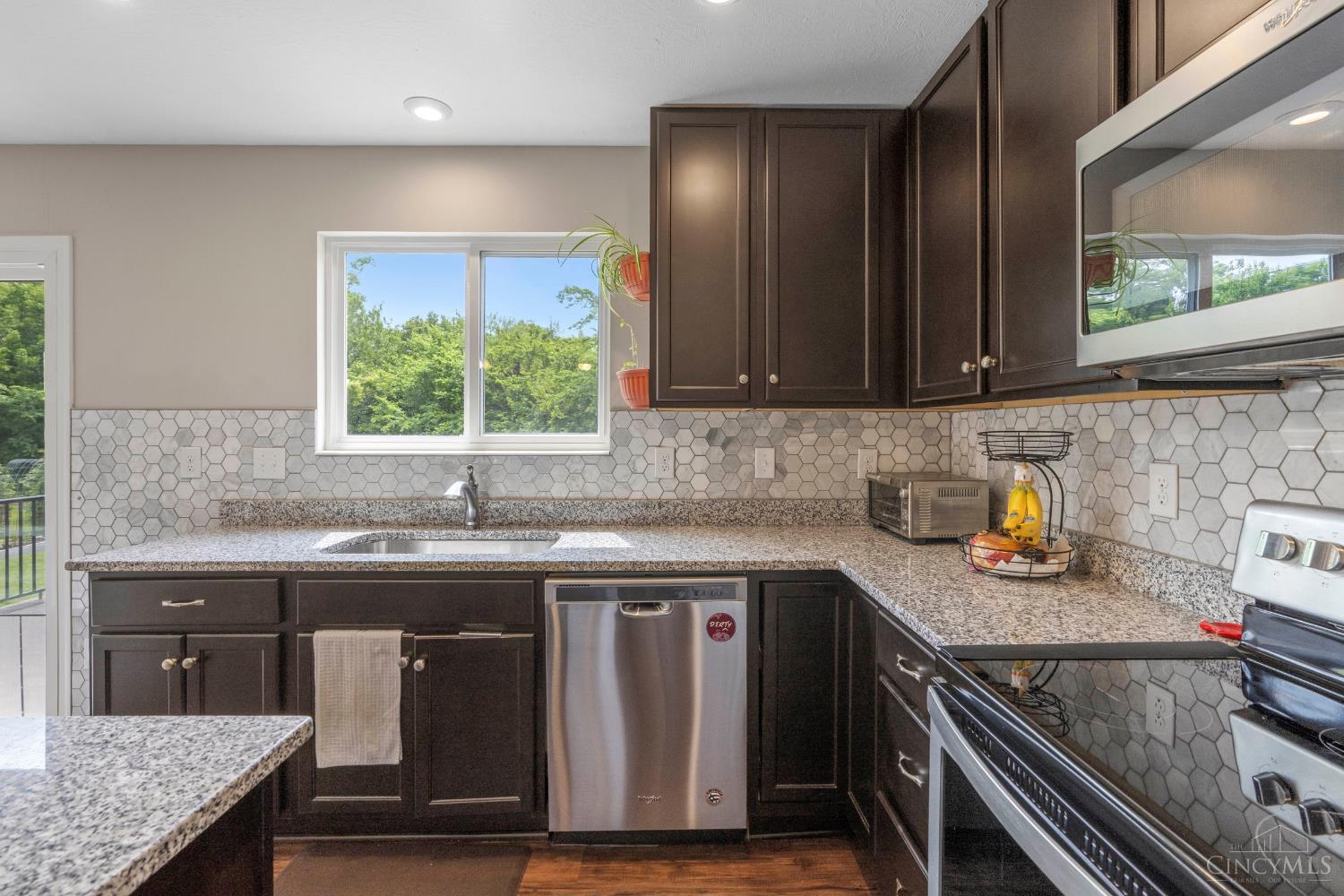 2574 Leonardo Way, Middletown, OH, 45005 — photo 7