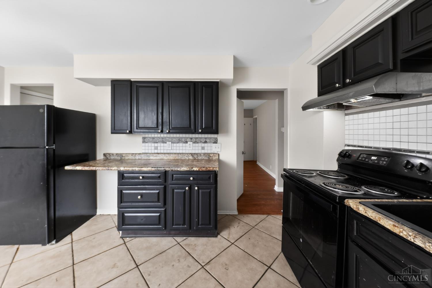 1600 Western Hills Lane, Green Twp, OH, 45238 — photo 10