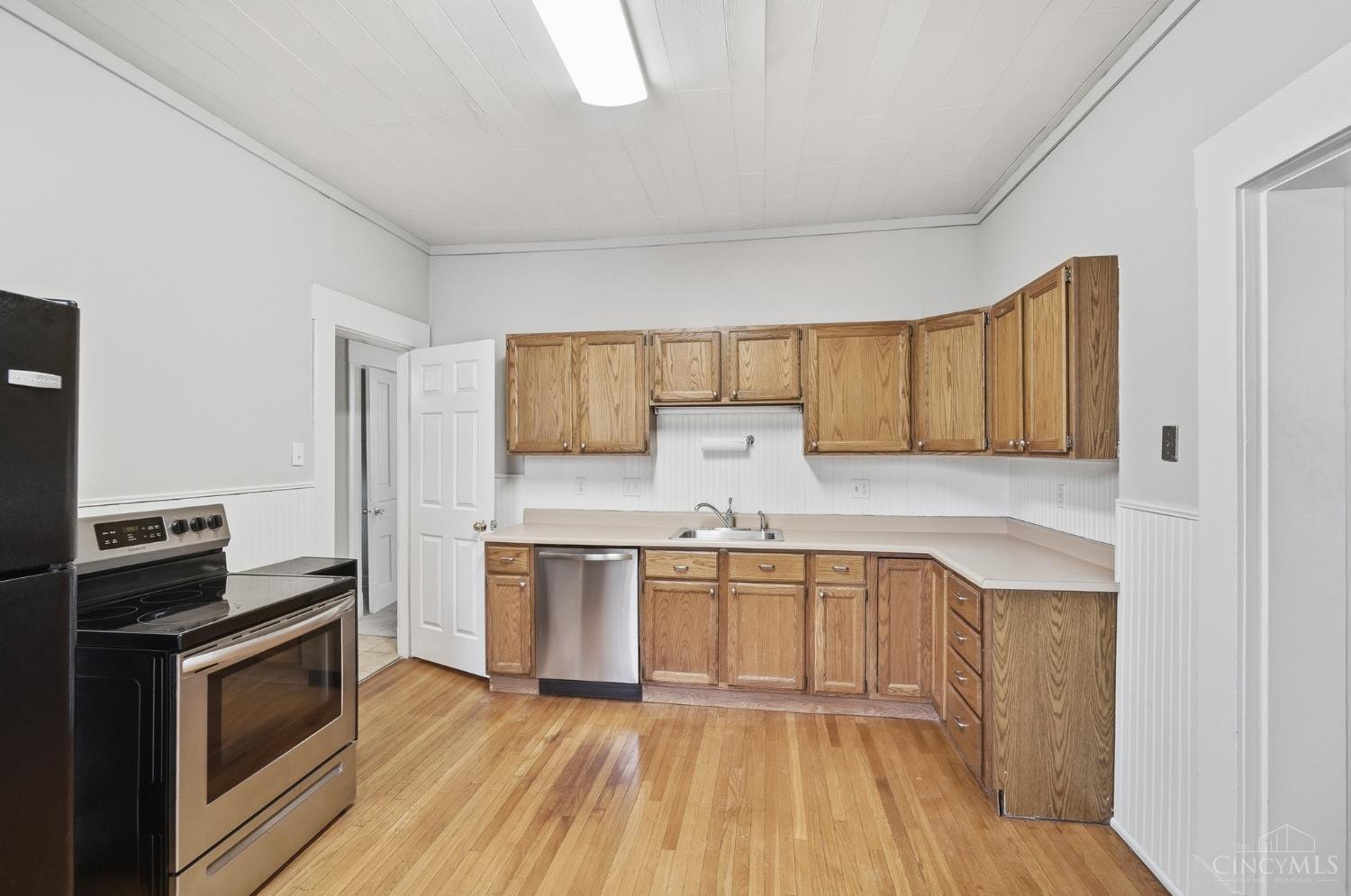 3774 Drake Avenue, Cincinnati, OH, 45209 — photo 13