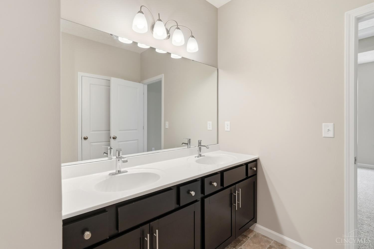 1180 Eagle Boulevard, Hamilton Twp, OH, 45039 — photo 18