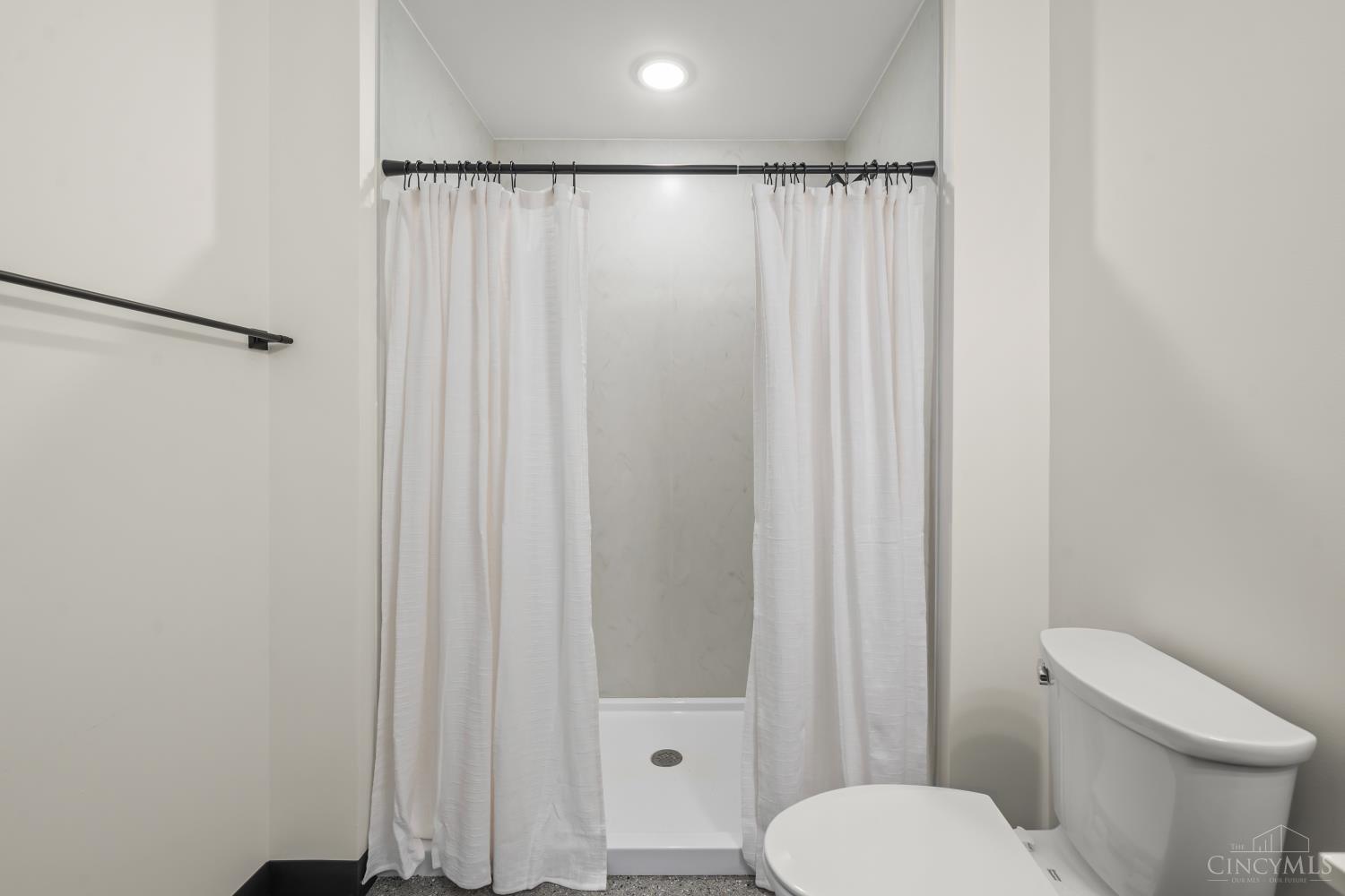 4477 Thirty Fourth Avenue #3, Cincinnati, OH, 45209 — photo 12