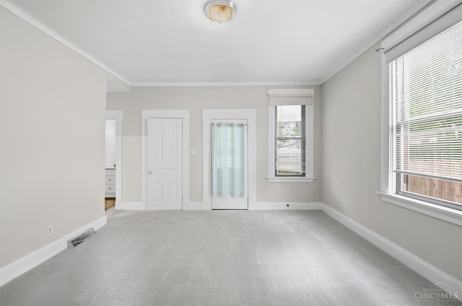 3774 Drake Avenue, Cincinnati, OH, 45209 — photo 9