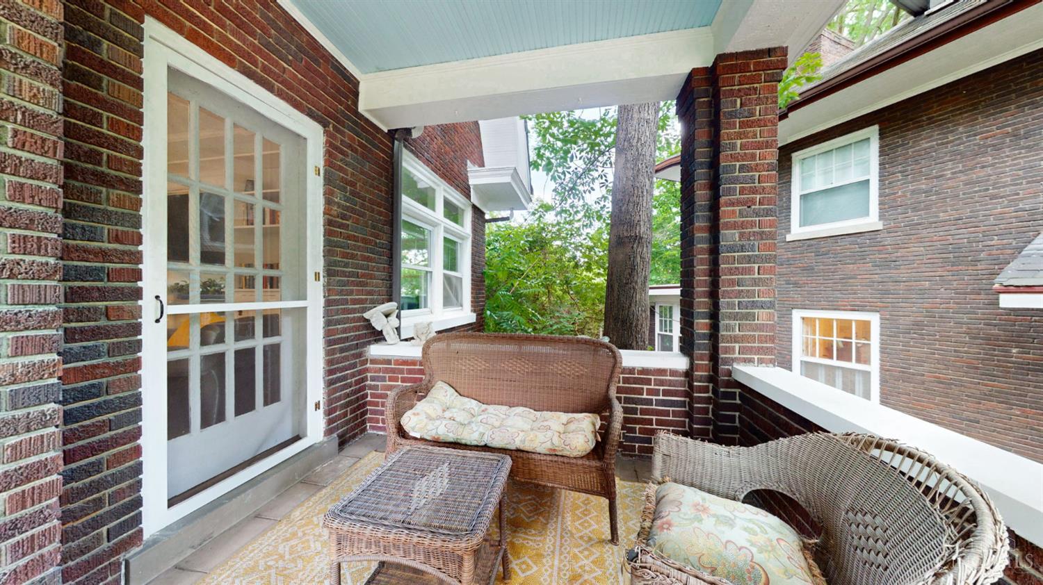 756 Clinton Springs Avenue, Cincinnati, OH, 45229 — photo 40