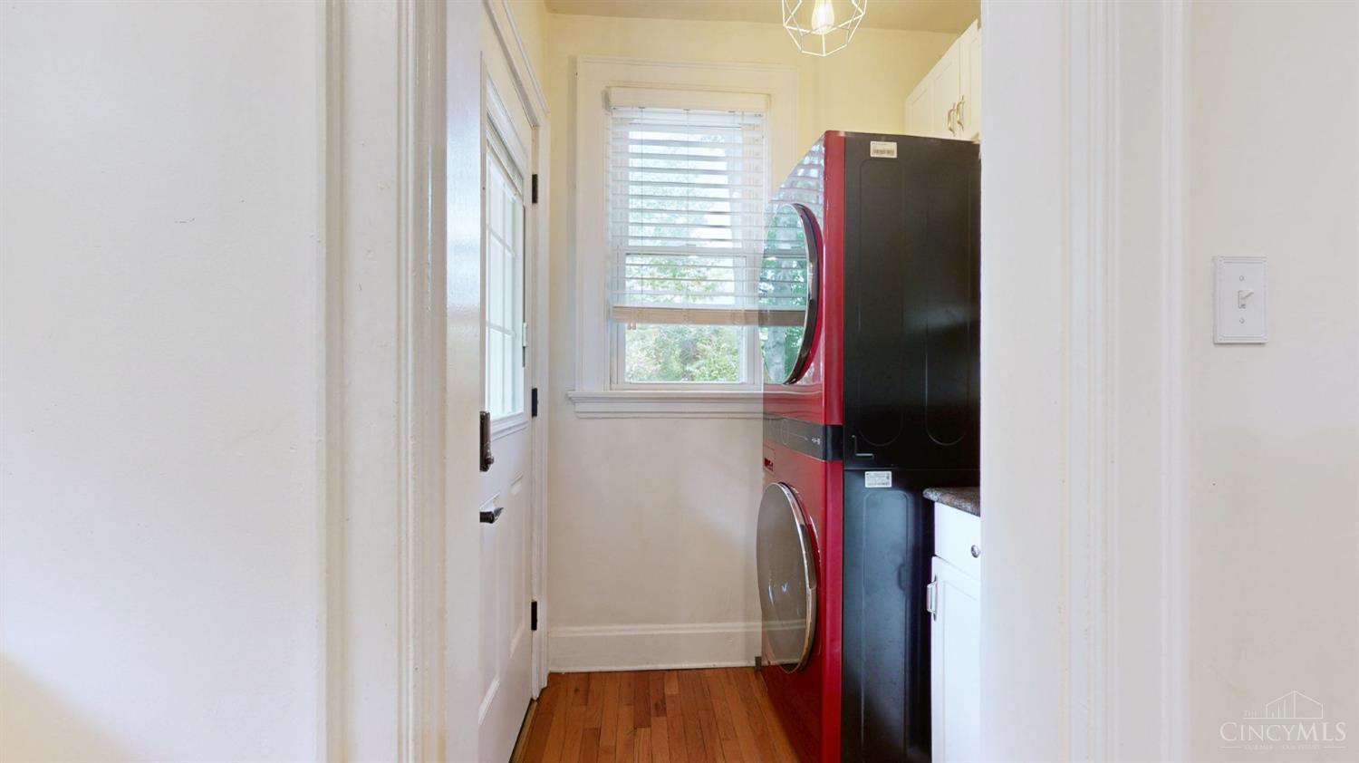 756 Clinton Springs Avenue, Cincinnati, OH, 45229 — photo 17