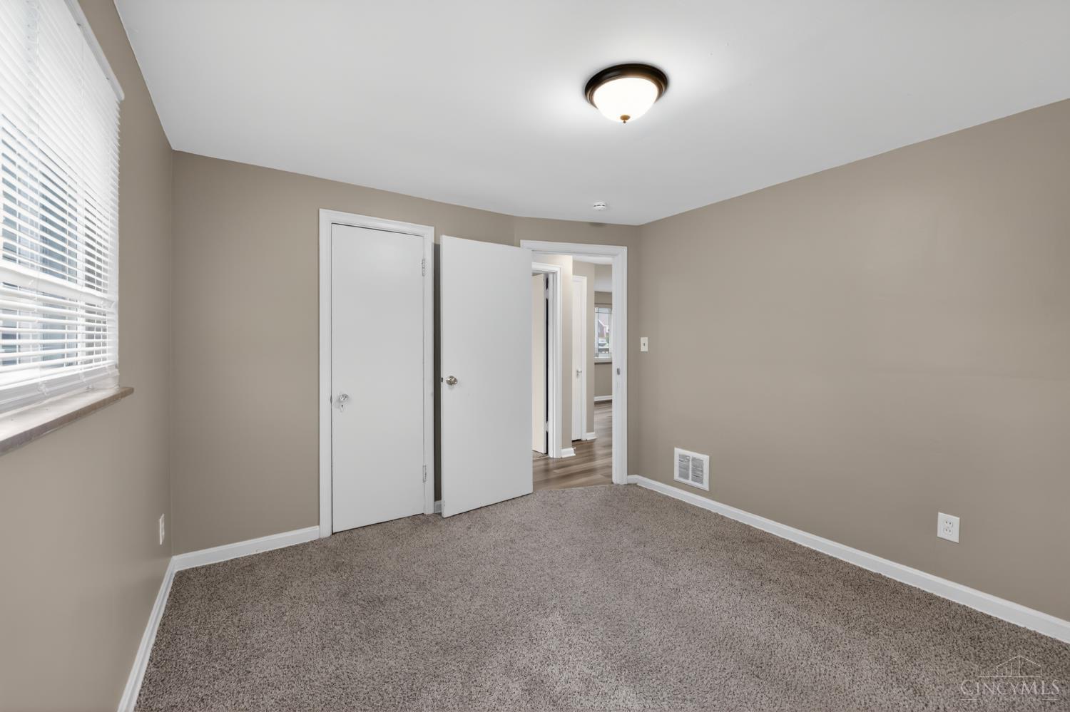6331 Stover Avenue, Golf Manor, OH, 45251 — photo 16