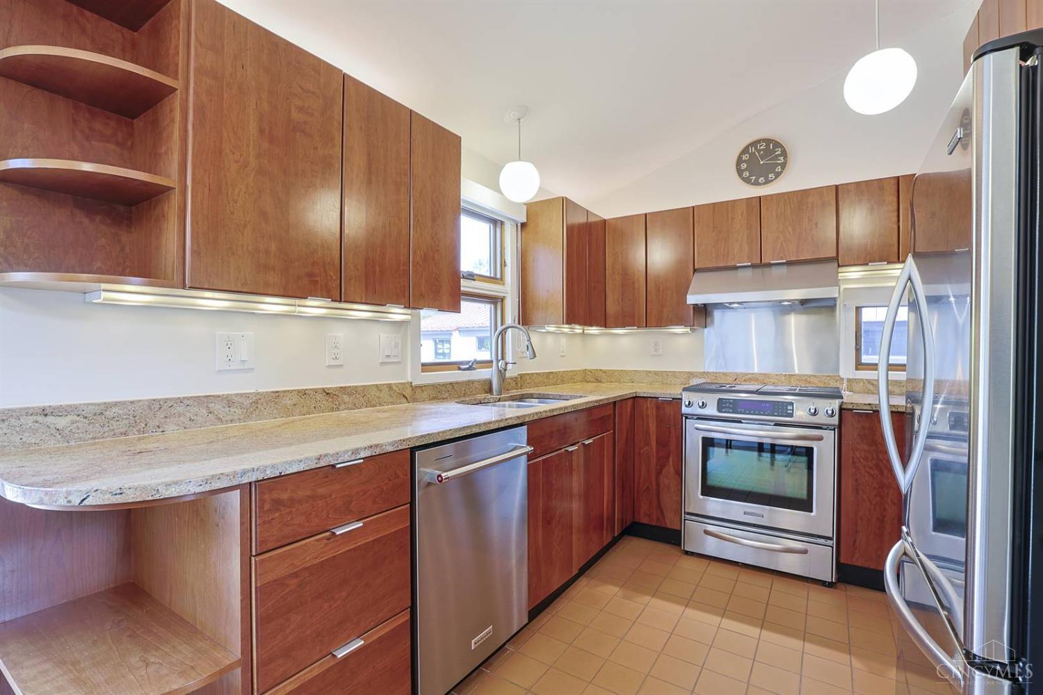 1022 Hatch Street, Cincinnati, OH, 45202 — photo 19