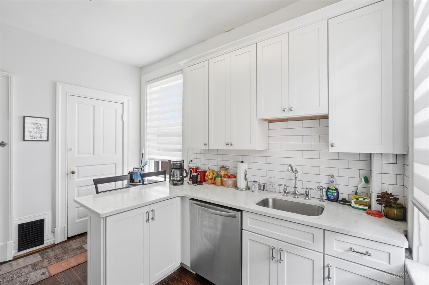 2412 Fairview Avenue, Cincinnati, OH, 45219 — photo 40