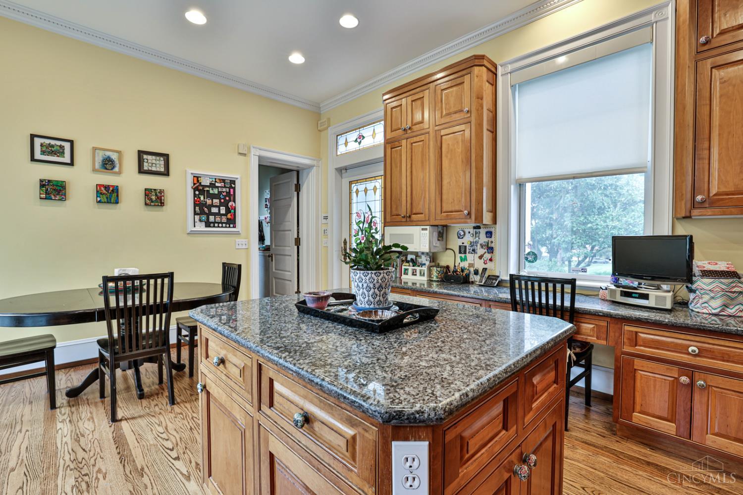 320 Reily Road, Wyoming, OH, 45215 — photo 18
