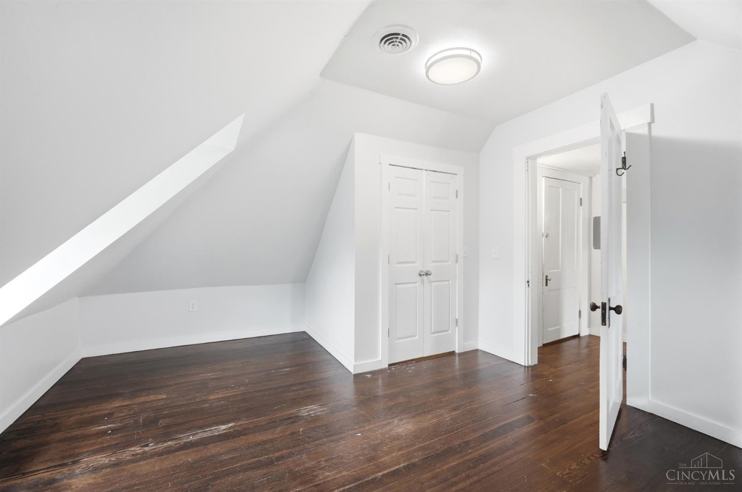 2412 Fairview Avenue, Cincinnati, OH, 45219 — photo 78