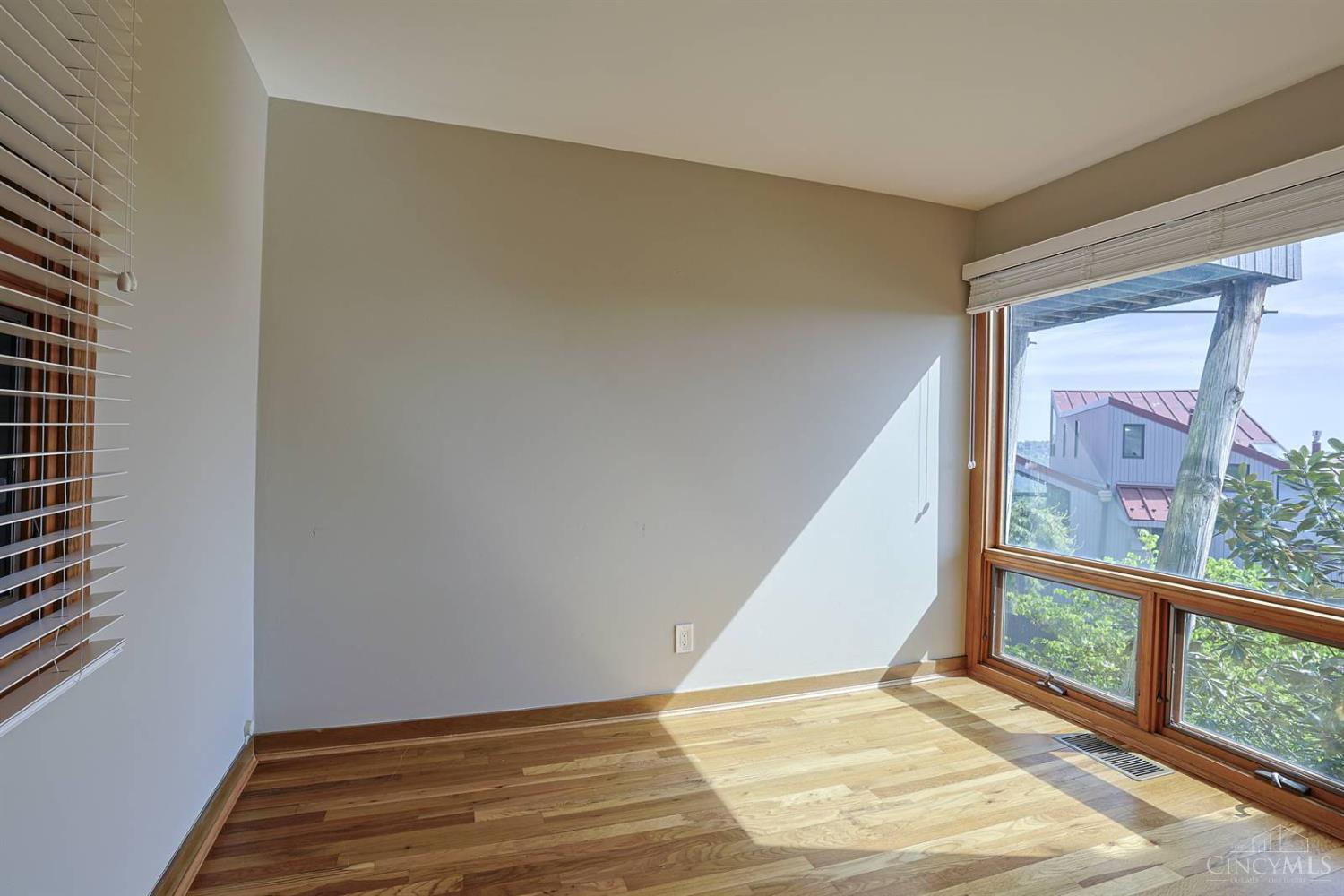 1022 Hatch Street, Cincinnati, OH, 45202 — photo 32