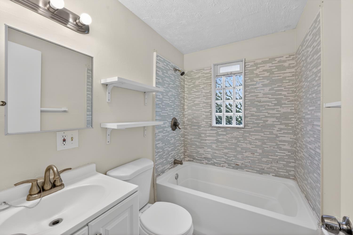 6331 Stover Avenue, Golf Manor, OH, 45251 — photo 20
