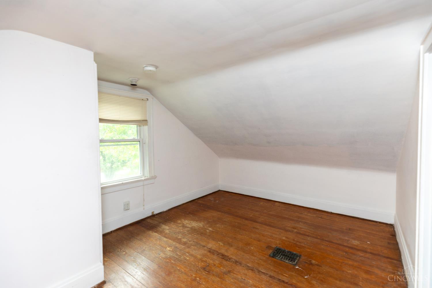 1031 Schiff Avenue #1, Cincinnati, OH, 45205 — photo 16