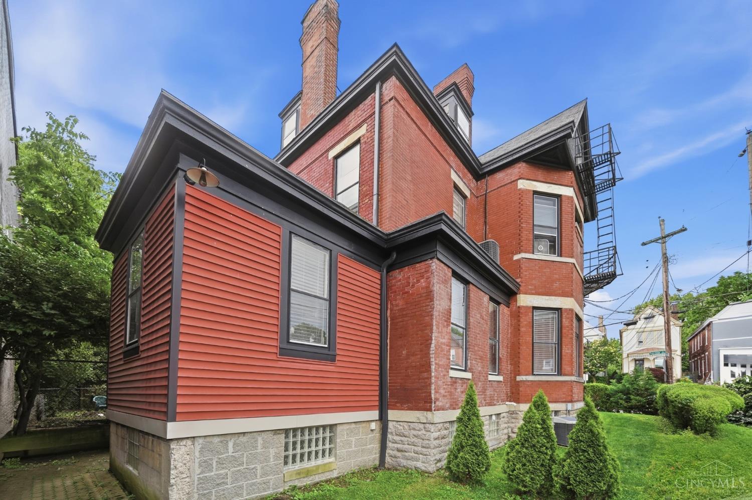 2412 Fairview Avenue, Cincinnati, OH, 45219 — photo 90