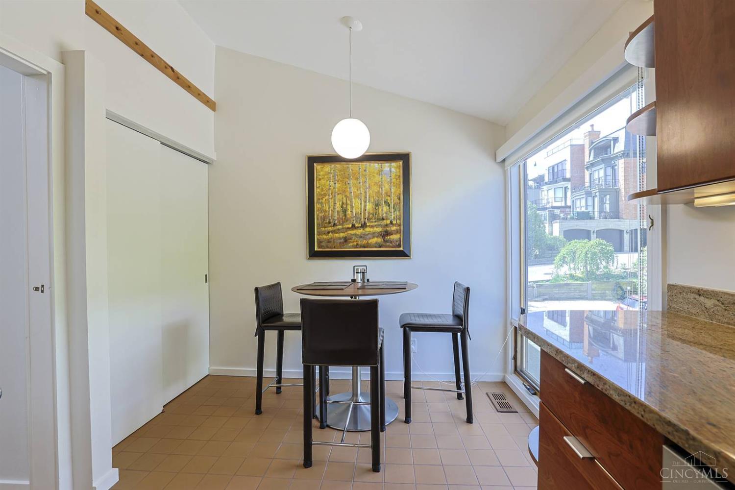 1022 Hatch Street, Cincinnati, OH, 45202 — photo 20