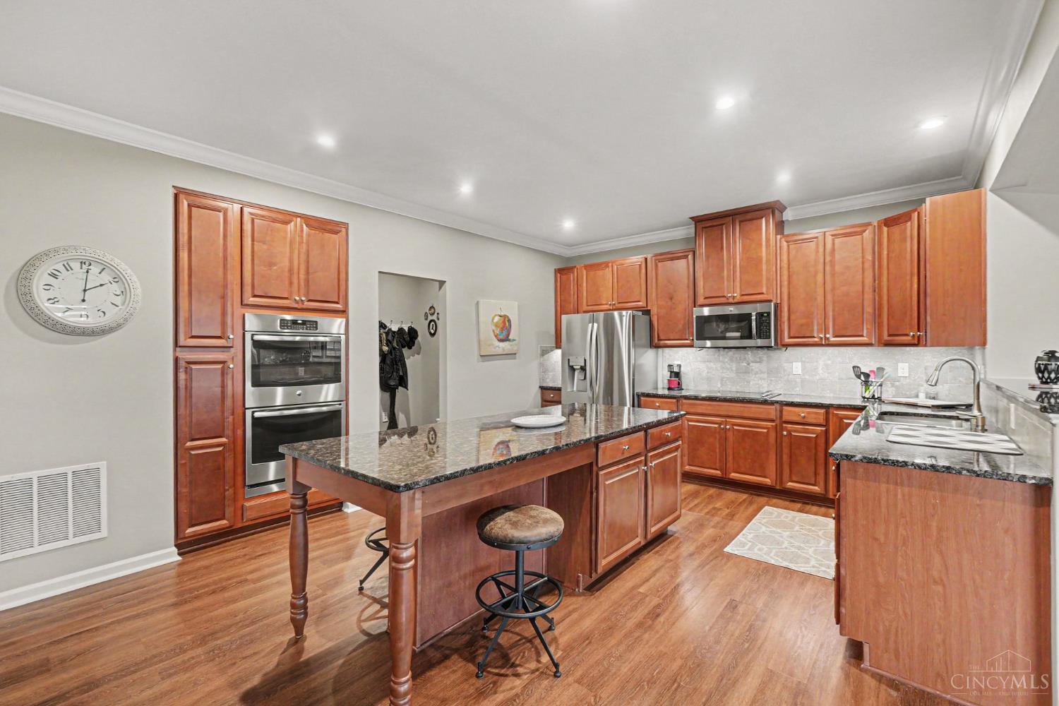 2661 Unbridled Way, Hamilton Twp, OH, 45152 — photo 15