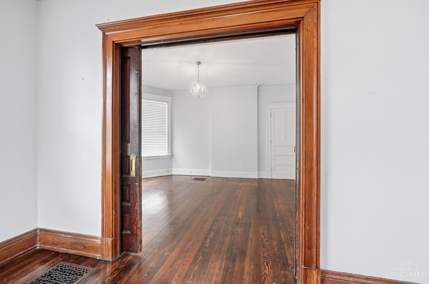2412 Fairview Avenue, Cincinnati, OH, 45219 — photo 23