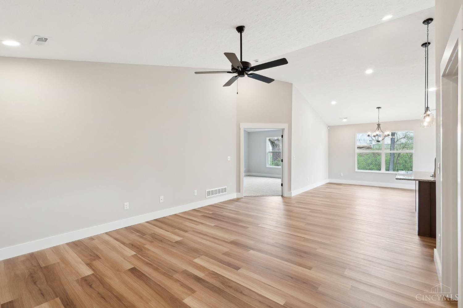 5019 Waterford Lane, Middletown, OH, 45042 — photo 25