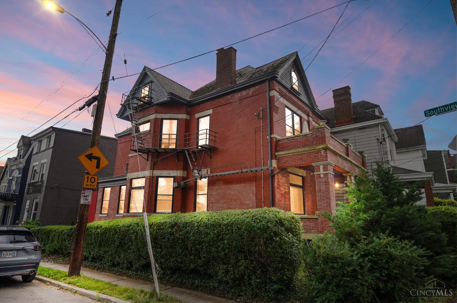 2412 Fairview Avenue, Cincinnati, OH, 45219 — photo 3