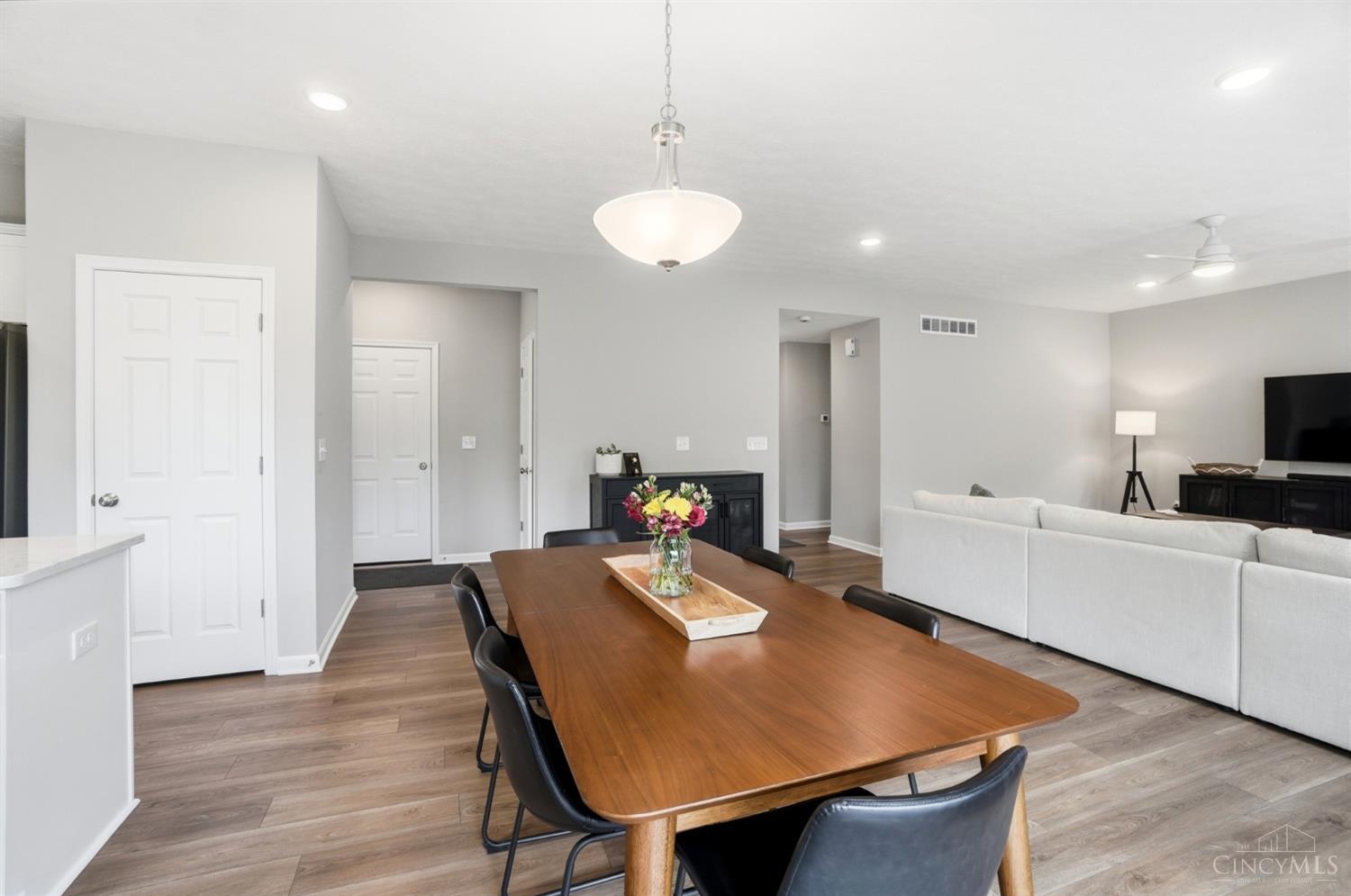 11911 Abbeytown Drive