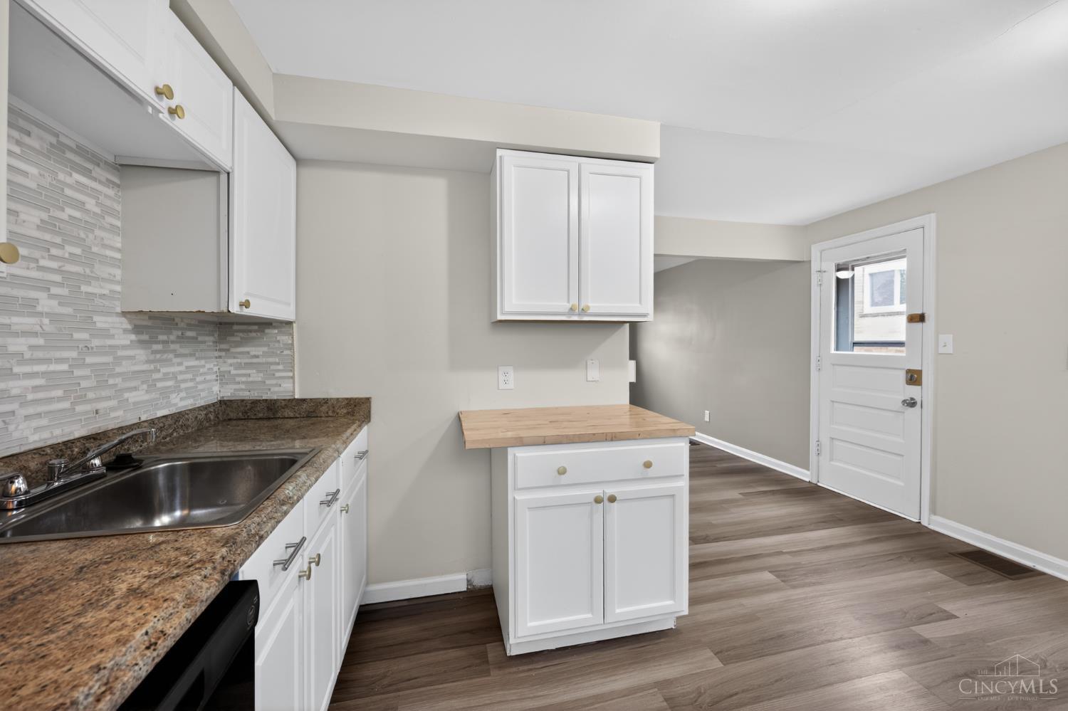 6331 Stover Avenue, Golf Manor, OH, 45251 — photo 15