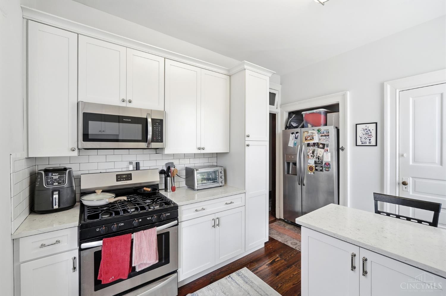 2412 Fairview Avenue, Cincinnati, OH, 45219 — photo 41