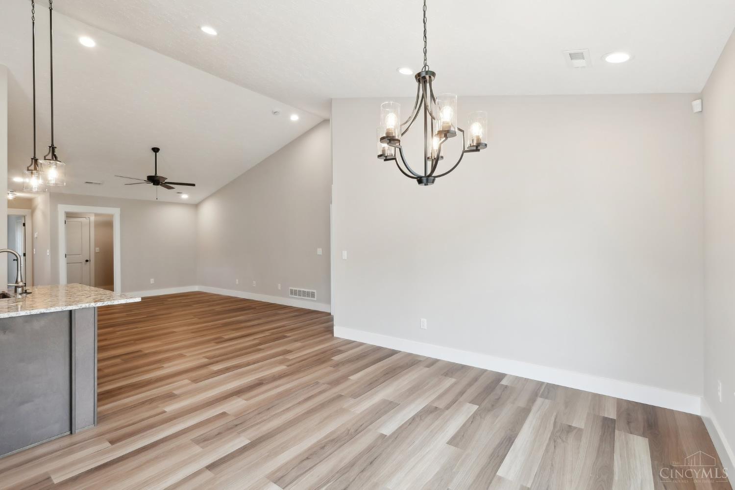 5019 Waterford Lane, Middletown, OH, 45042 — photo 12