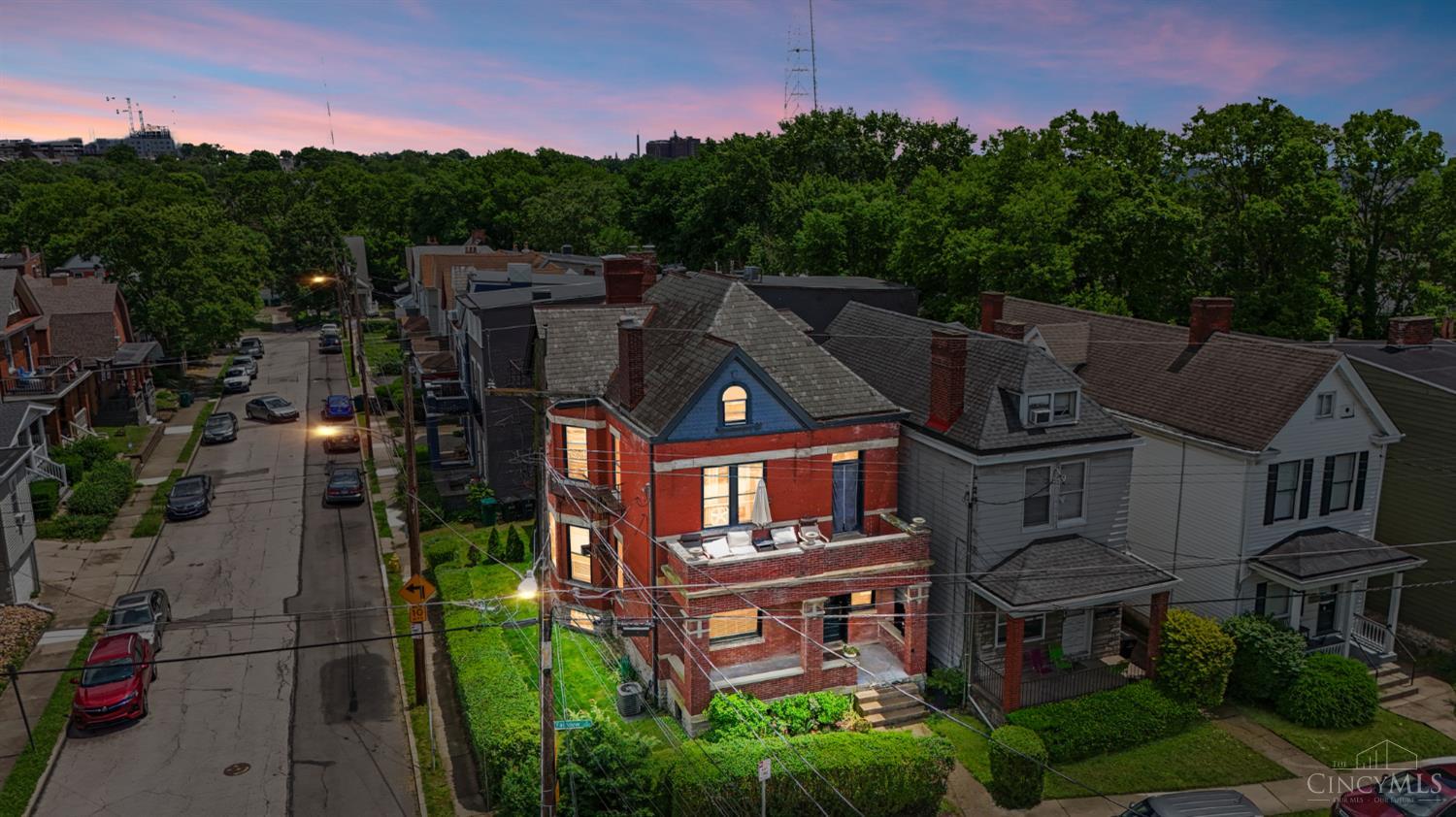 2412 Fairview Avenue, Cincinnati, OH, 45219 — photo 2