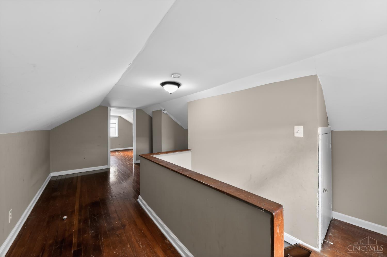 218 Ridgeway Road, Cincinnati, OH, 45216 — photo 21