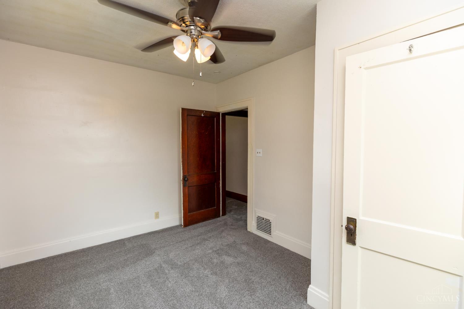 1031 Schiff Avenue #1, Cincinnati, OH, 45205 — photo 6