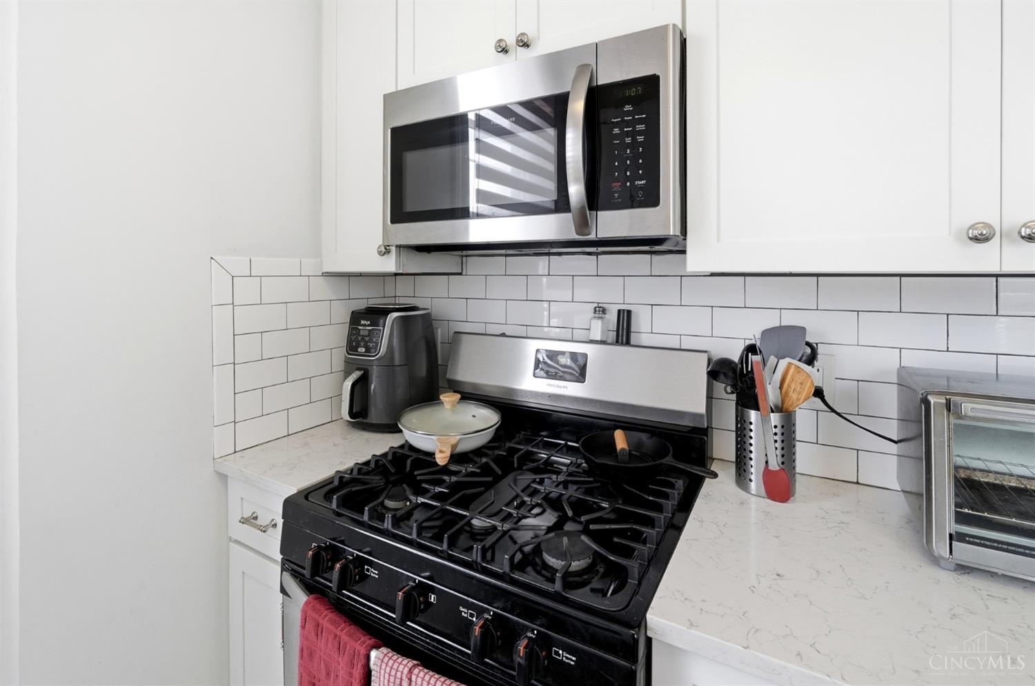 2412 Fairview Avenue, Cincinnati, OH, 45219 — photo 60