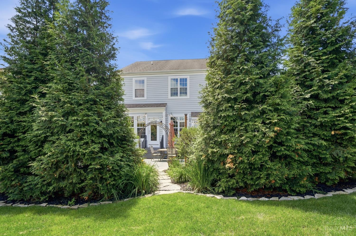678 Hyacinth Road