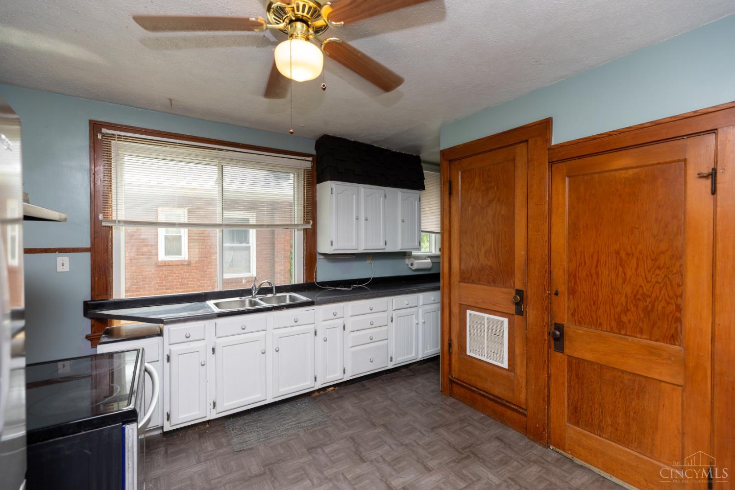 1031 Schiff Avenue #1, Cincinnati, OH, 45205 — photo 8