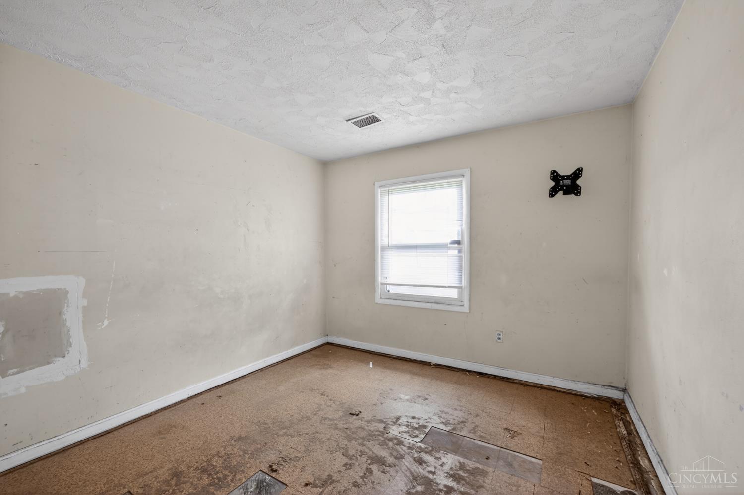 1051 Flintlock Drive, Cincinnati, OH, 45231 — photo 9