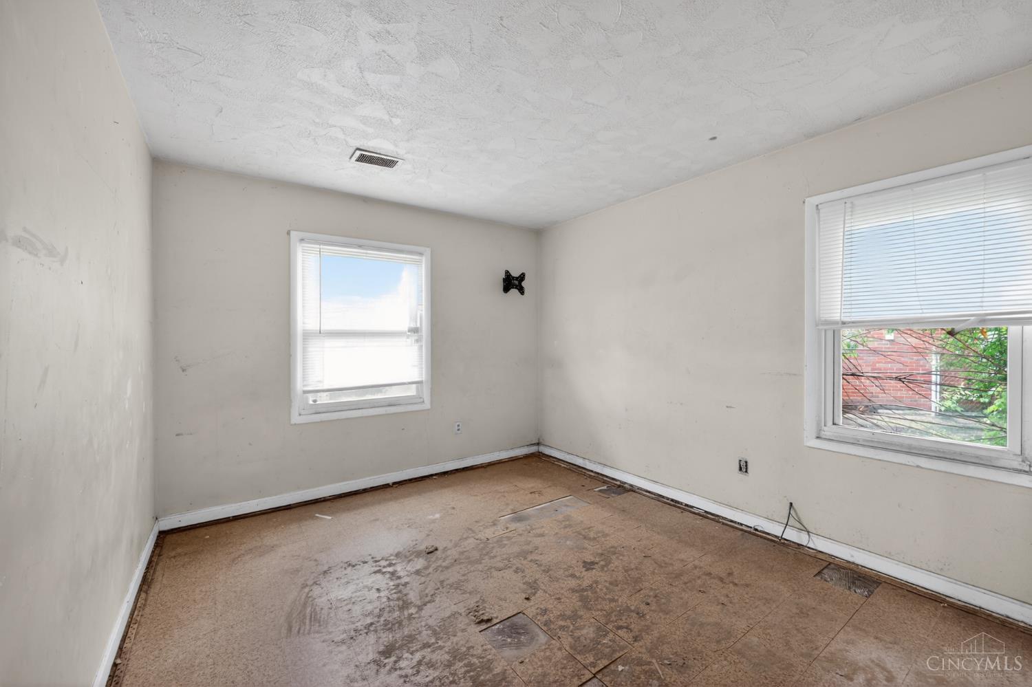 1051 Flintlock Drive, Cincinnati, OH, 45231 — photo 7