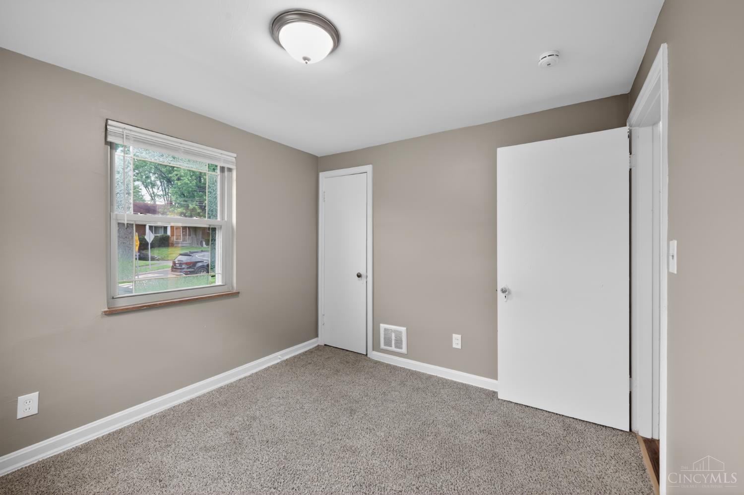 6331 Stover Avenue, Golf Manor, OH, 45251 — photo 17