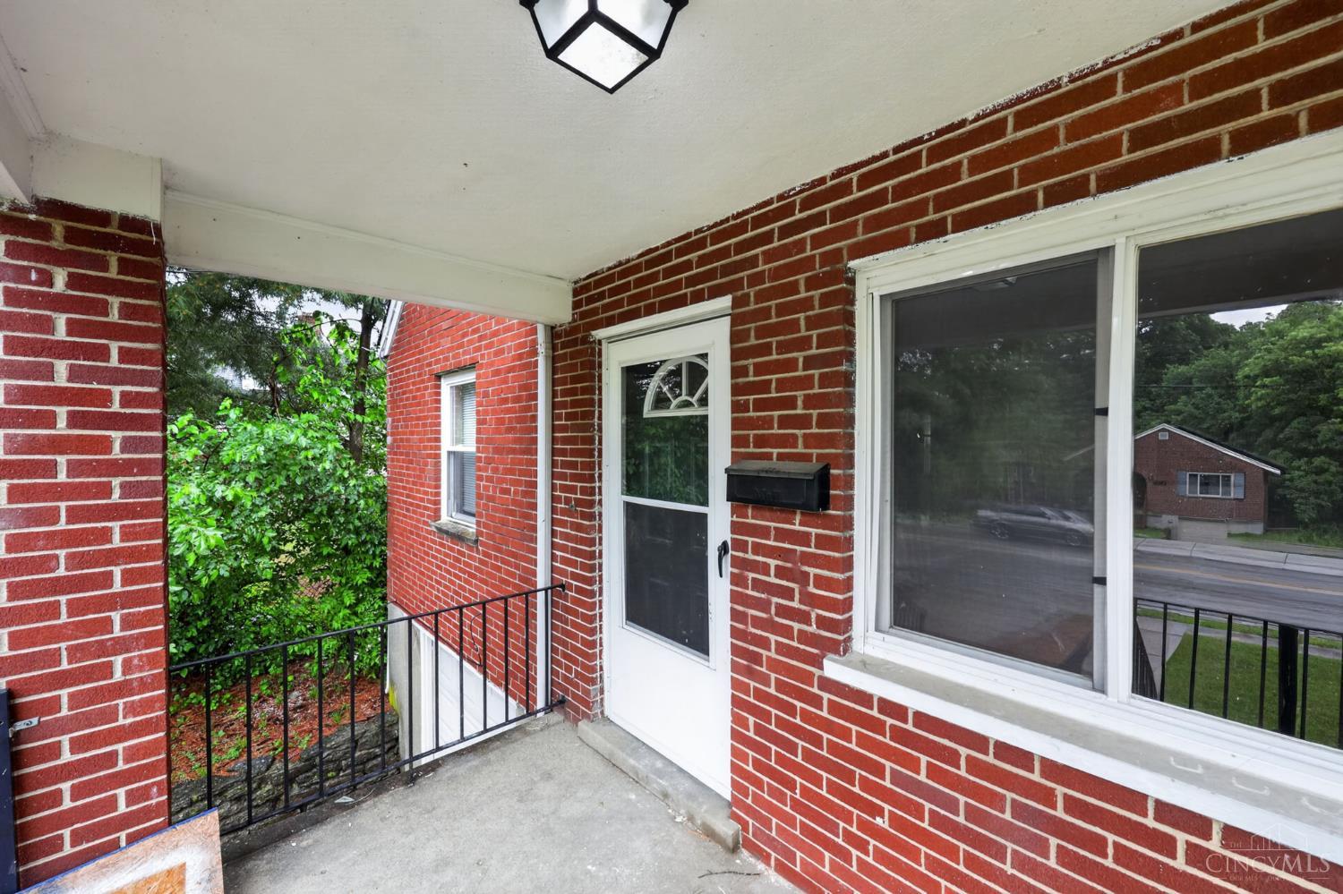 1398 Adams Road, Cincinnati, OH, 45231 — photo 2
