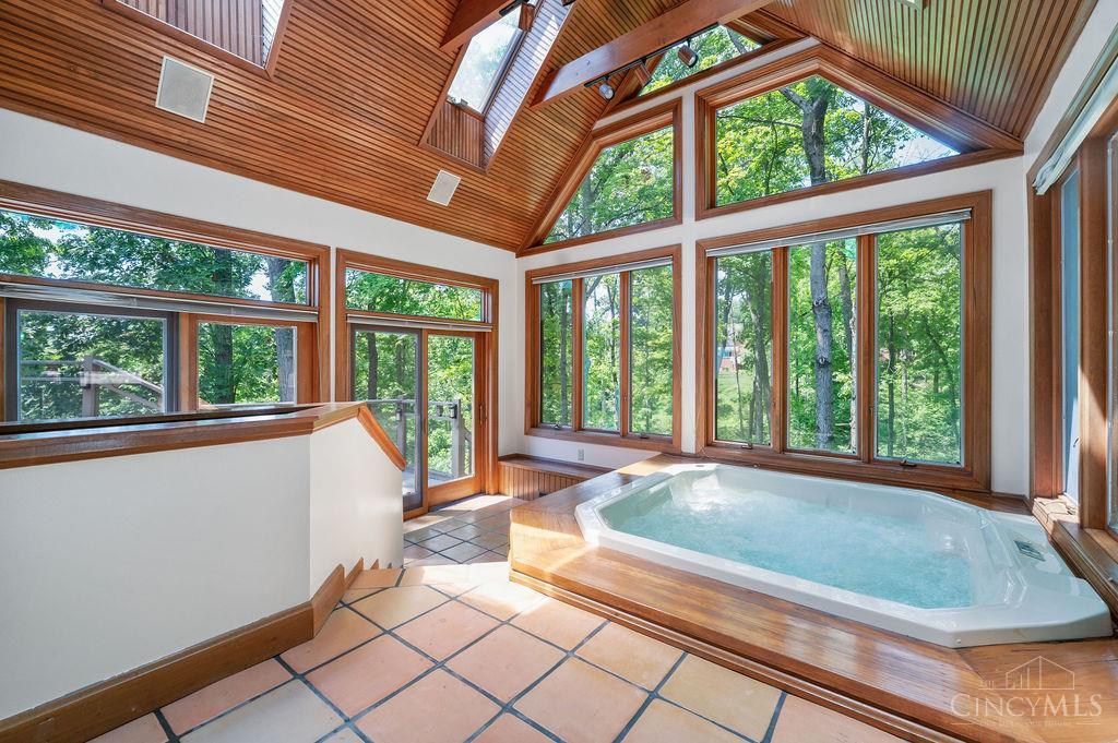 7883 Chestershire Drive, West Chester, OH, 45241 — photo 19