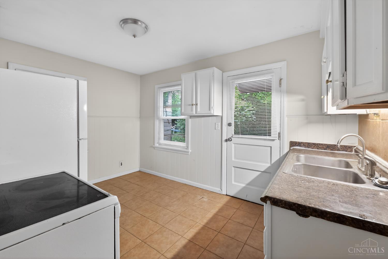 1866 Ashbrook Drive, Cincinnati, OH, 45238 — photo 13
