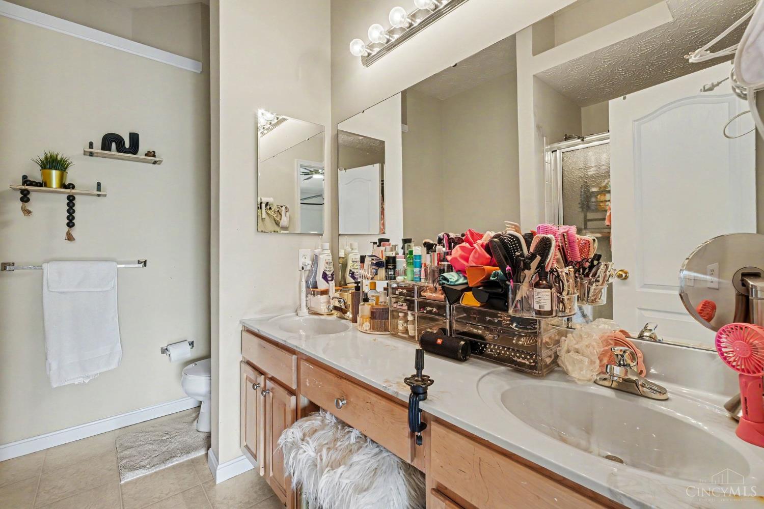 5418 Scarletoak Drive, Cincinnati, OH, 45239 — photo 17