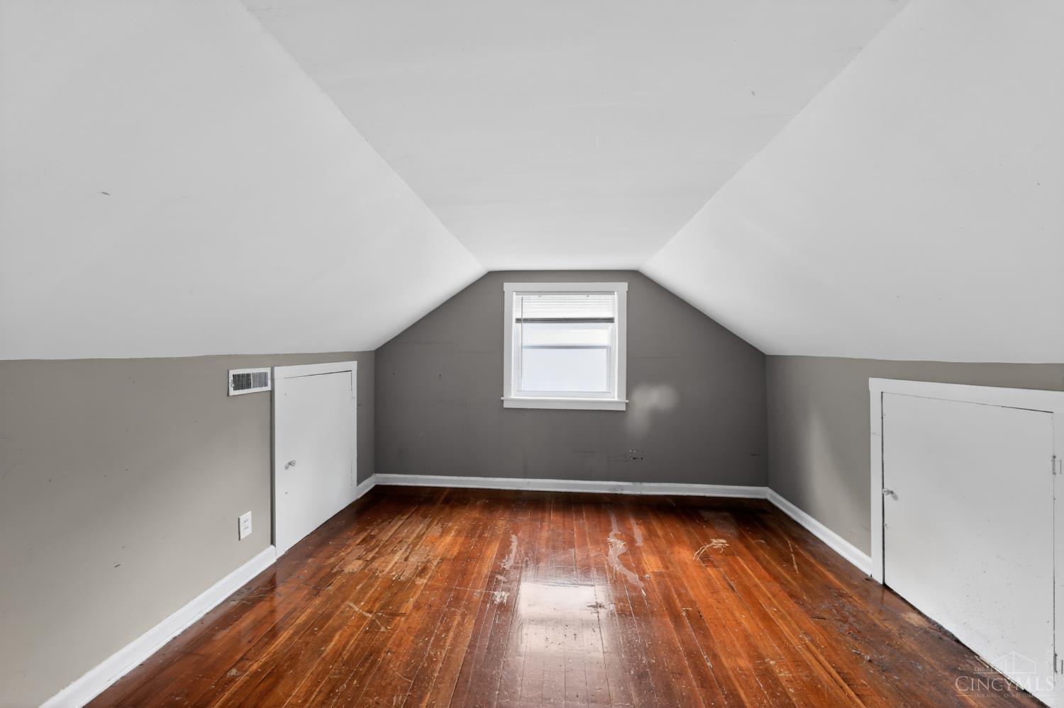 218 Ridgeway Road, Cincinnati, OH, 45216 — photo 22