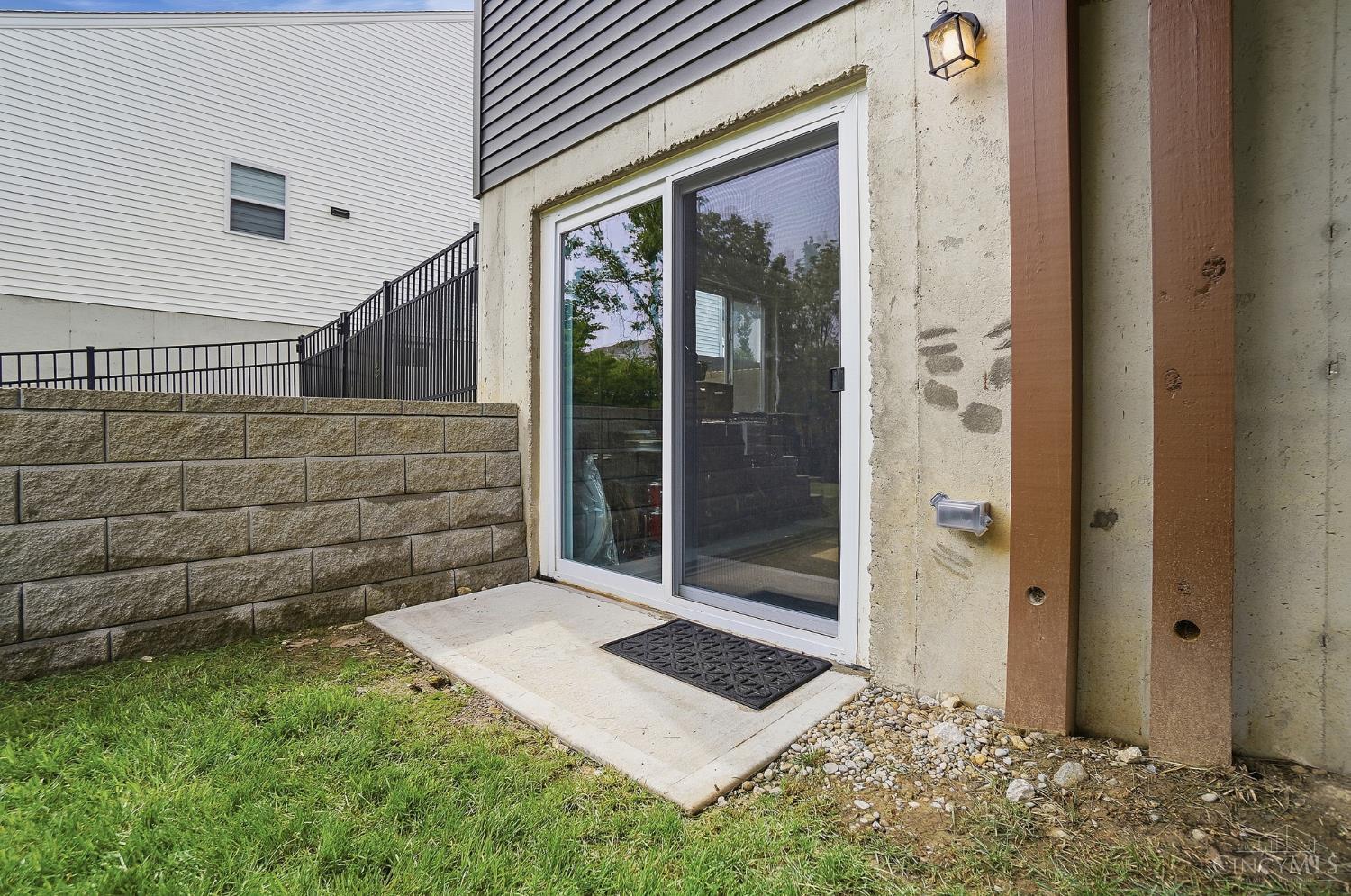 11911 Abbeytown Drive