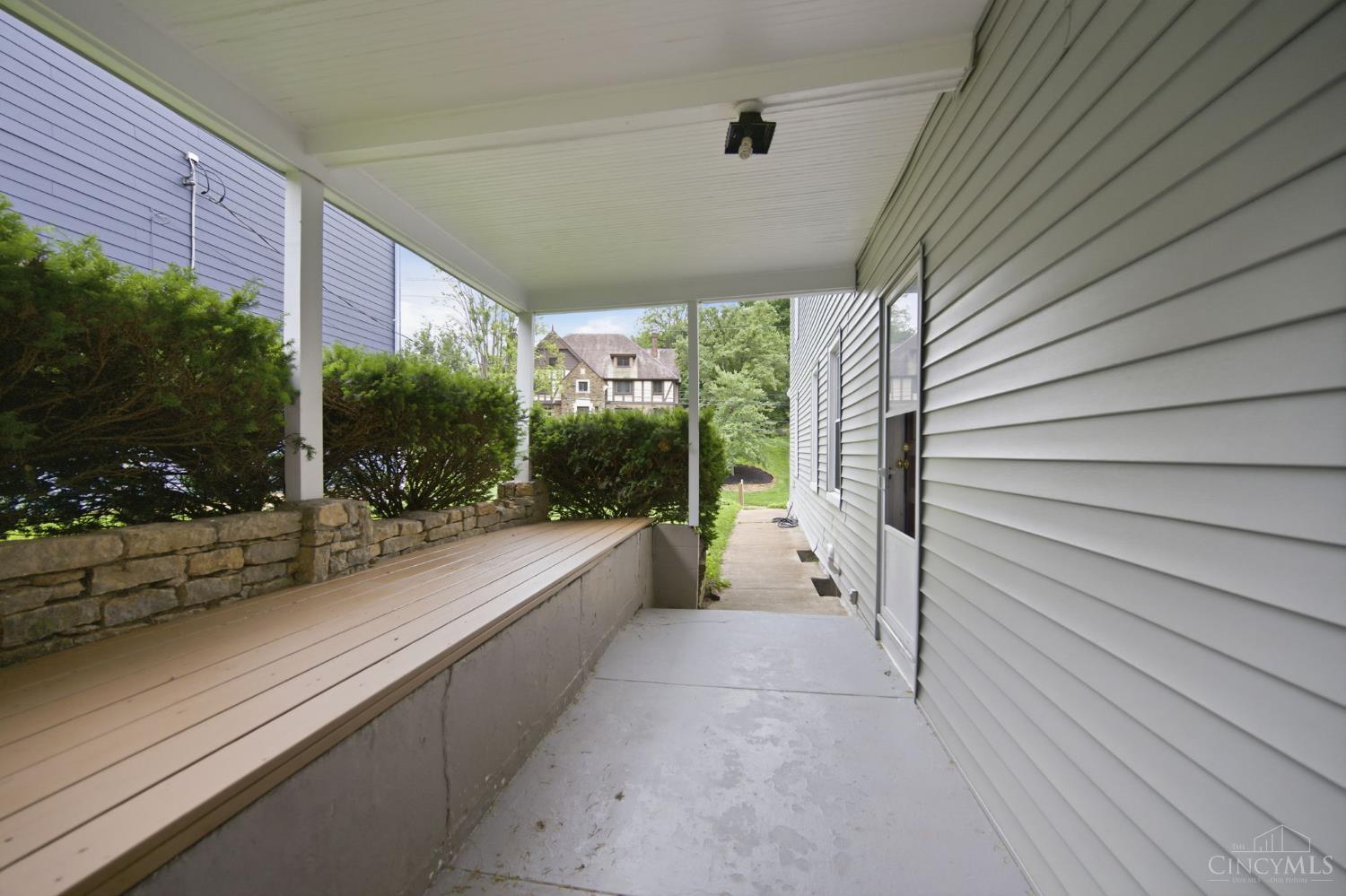 3262 Linwood Avenue, Cincinnati, OH, 45226 — photo 8
