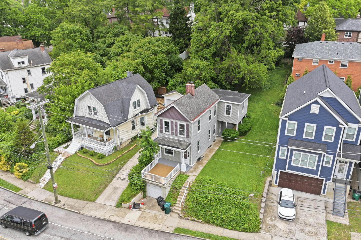 3262 Linwood Avenue, Cincinnati, OH, 45226 — photo 9